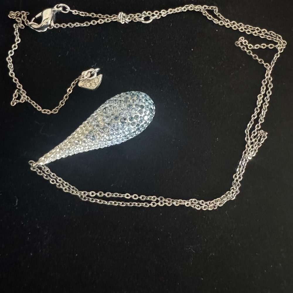 Sparkling Silver Teardrop Swarovski Necklace